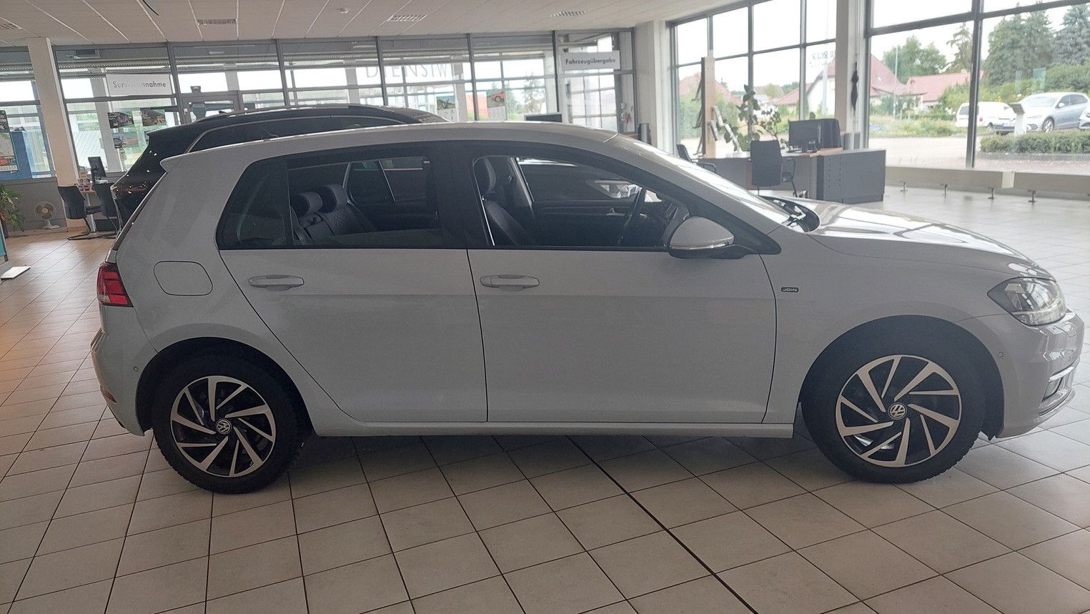 Fahrzeugabbildung Volkswagen Golf VII 1.6 TDI Join