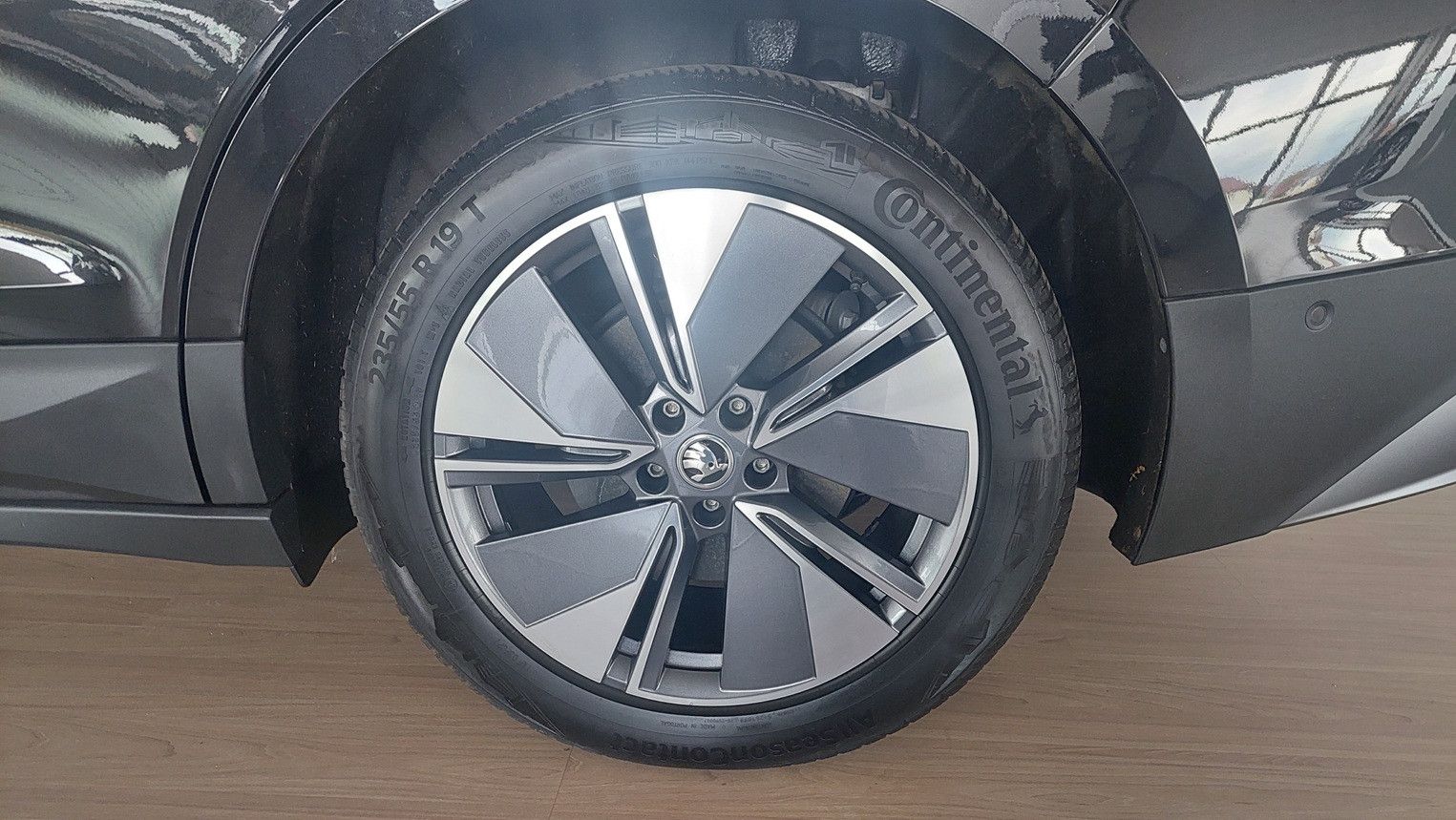 Fahrzeugabbildung SKODA Enyaq 60 Loft
