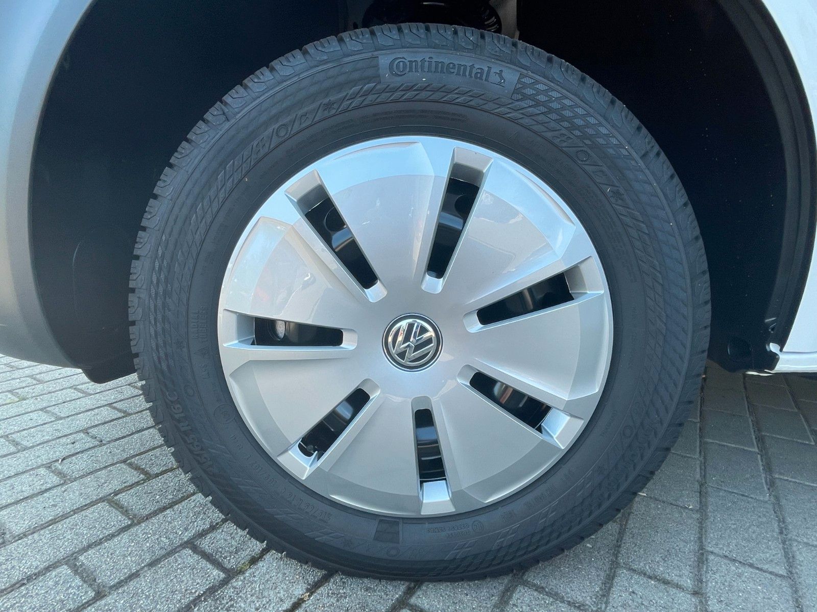 Fahrzeugabbildung Volkswagen T6.1 Transporter Kasten 2,0TDI 6-Gang