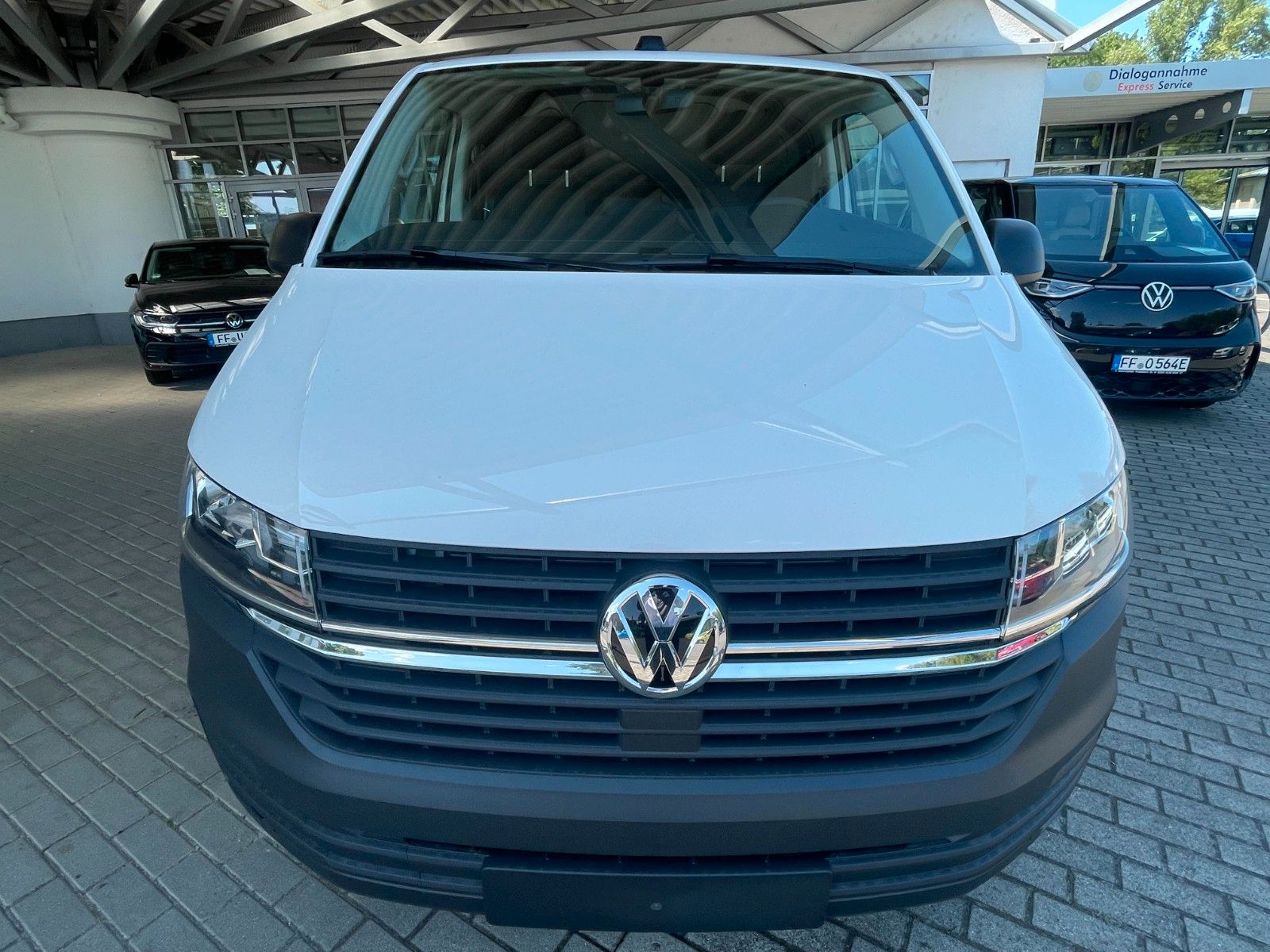 Fahrzeugabbildung Volkswagen T6.1 Transporter Kasten 2,0TDI 6-Gang