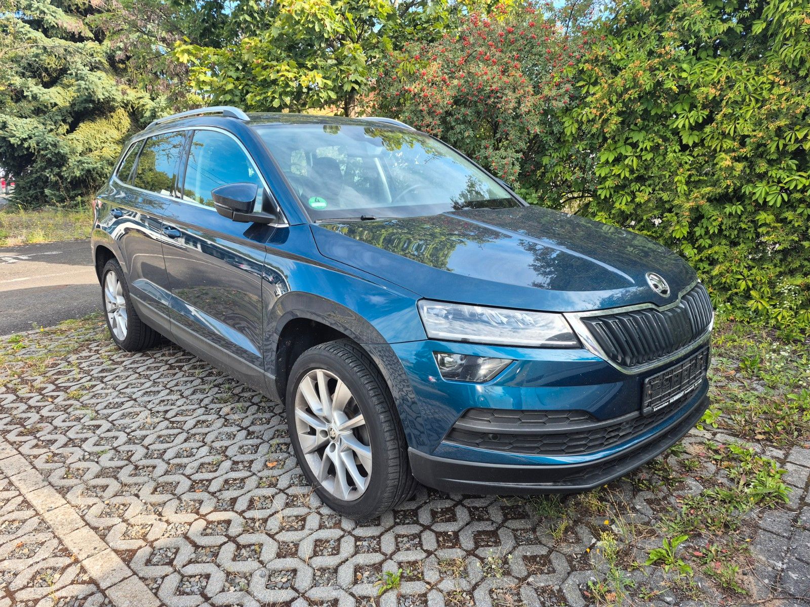 SKODA Karoq 1.5 TSI Style *AHK, NAVI*