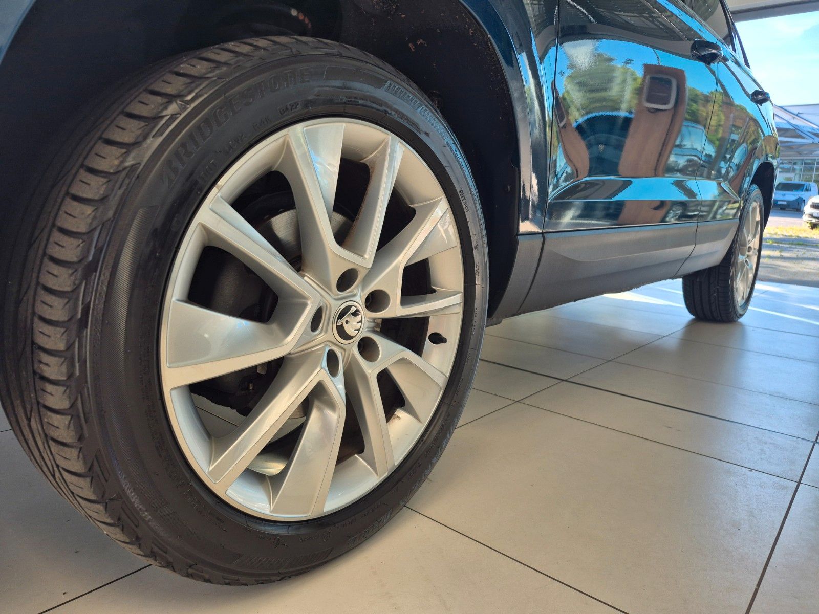 Fahrzeugabbildung SKODA Karoq 1.5 TSI Style *AHK, NAVI*