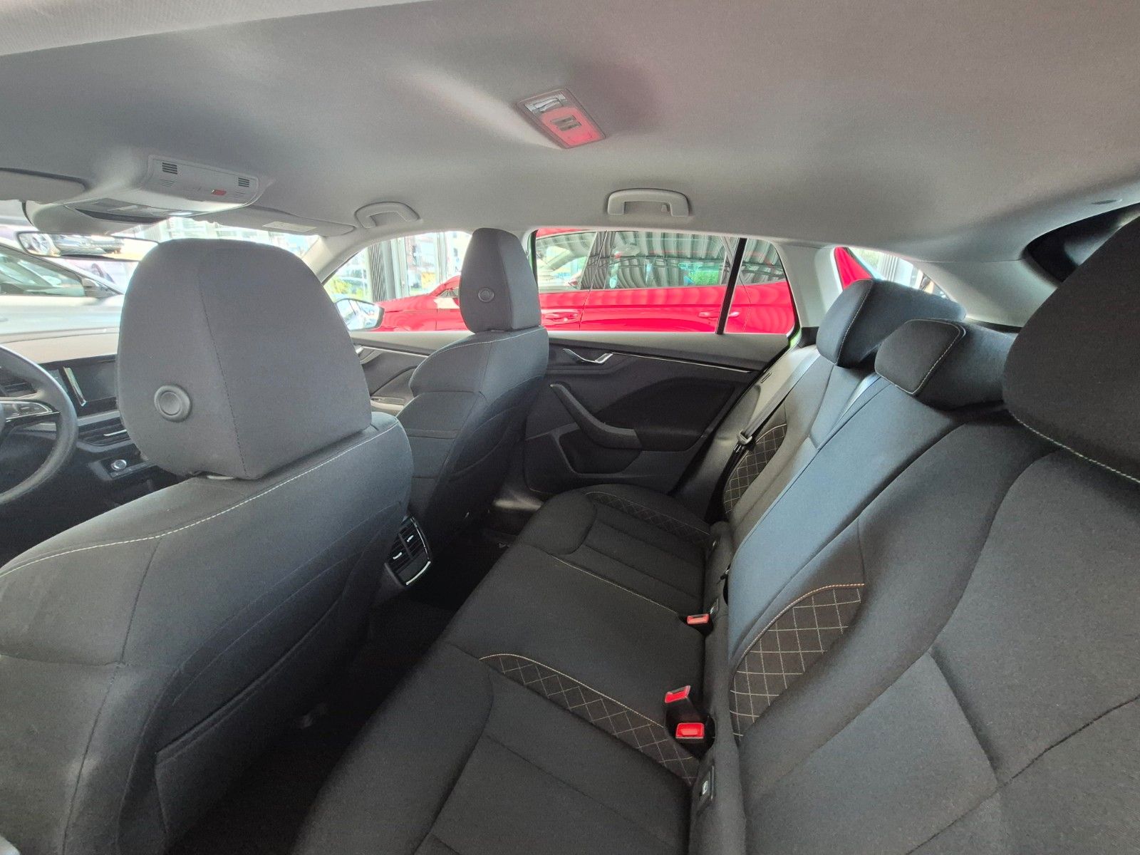 Fahrzeugabbildung SKODA Scala 1.0 TSI Ambition *Allwetterreifen*