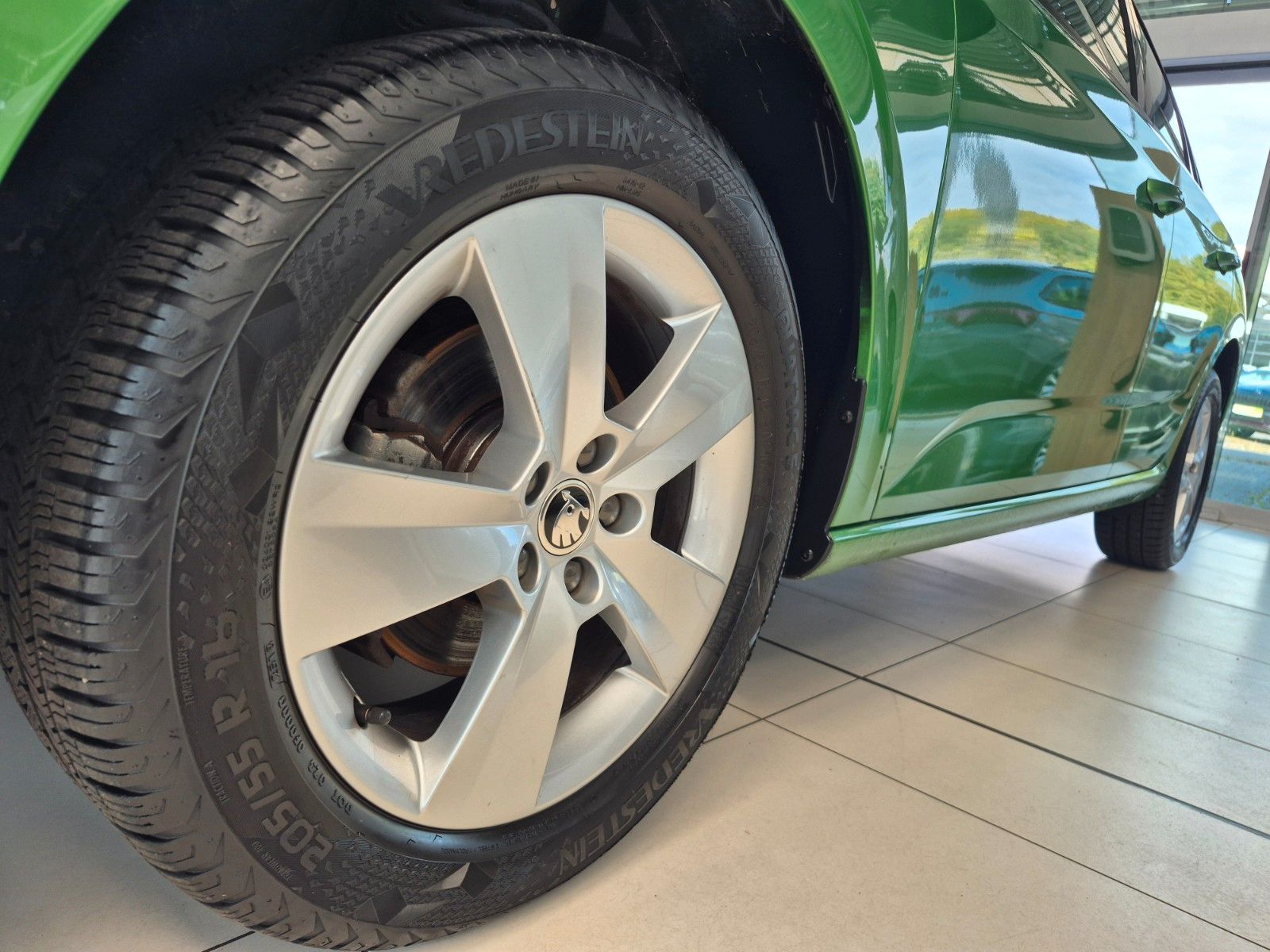 Fahrzeugabbildung SKODA Scala 1.0 TSI Ambition *Allwetterreifen*