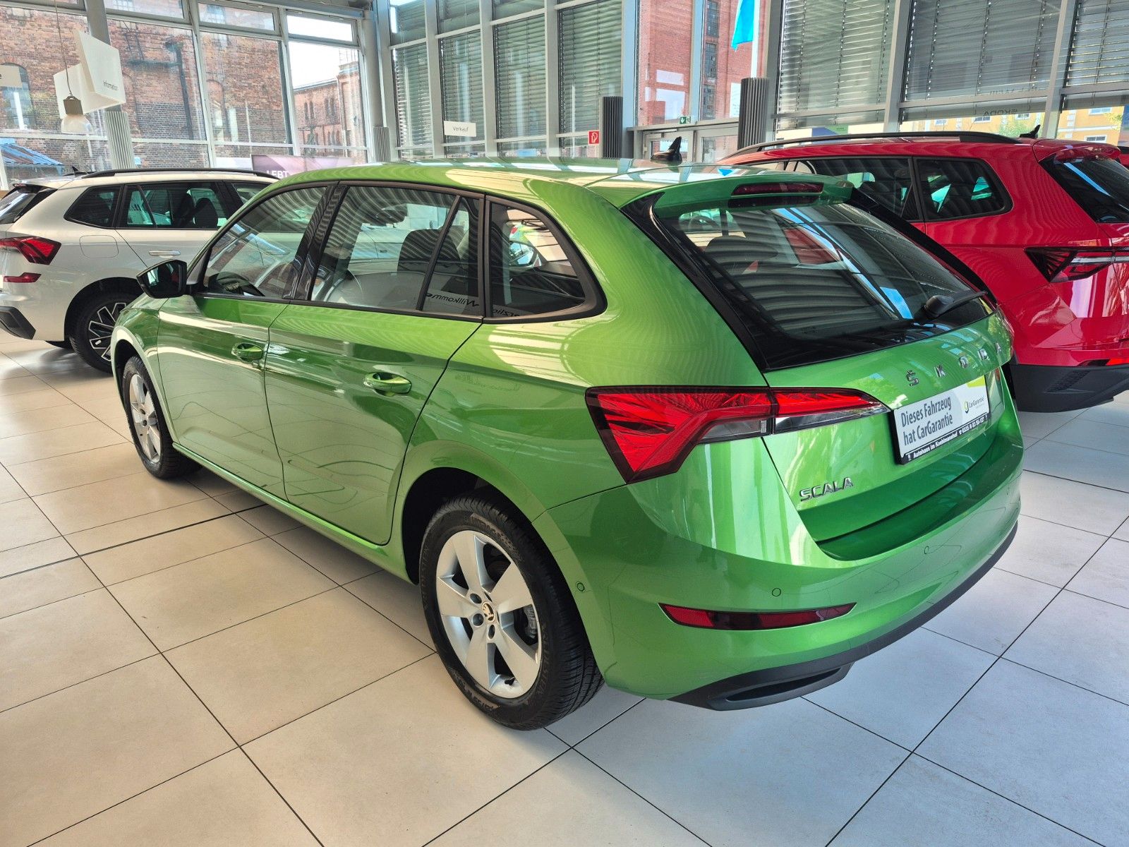 Fahrzeugabbildung SKODA Scala 1.0 TSI Ambition *Allwetterreifen*