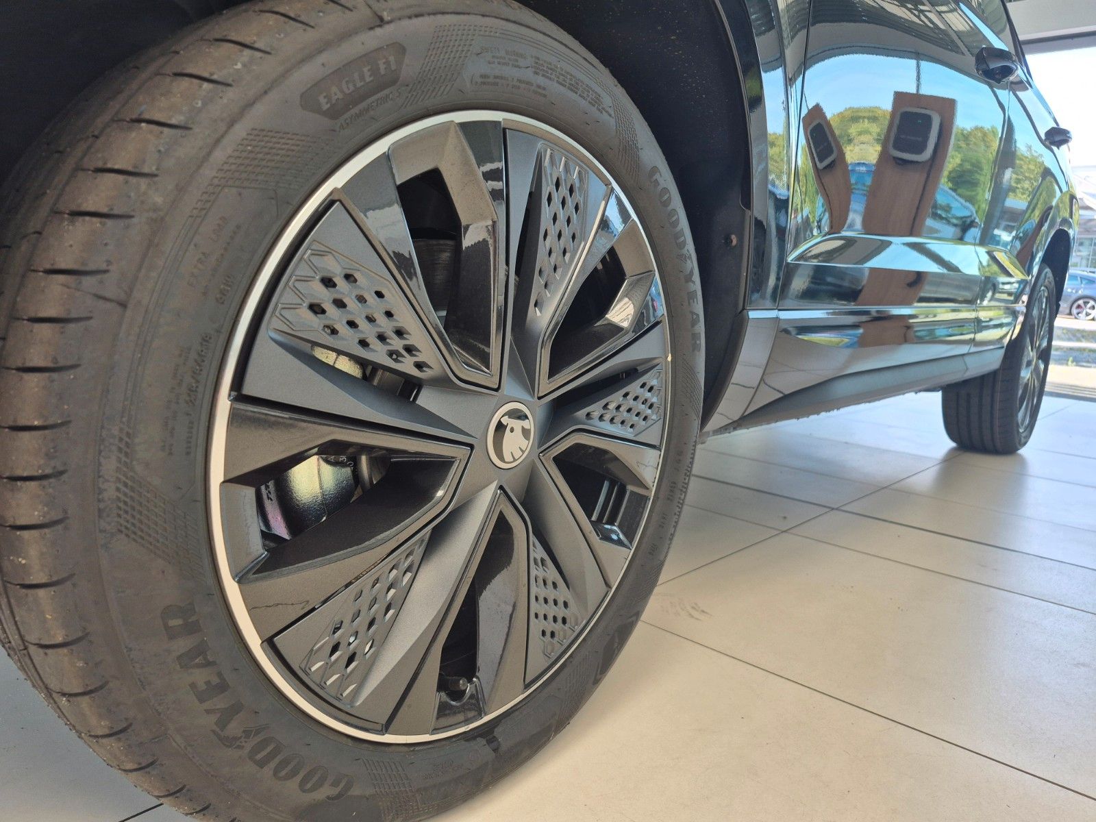 Fahrzeugabbildung SKODA 1.5 TSI DSG Sportline *Tageszulassung*