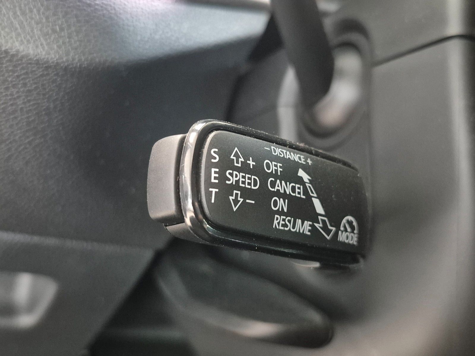 Fahrzeugabbildung SKODA Kamiq 1.5 TSI Tour *Winterräder*