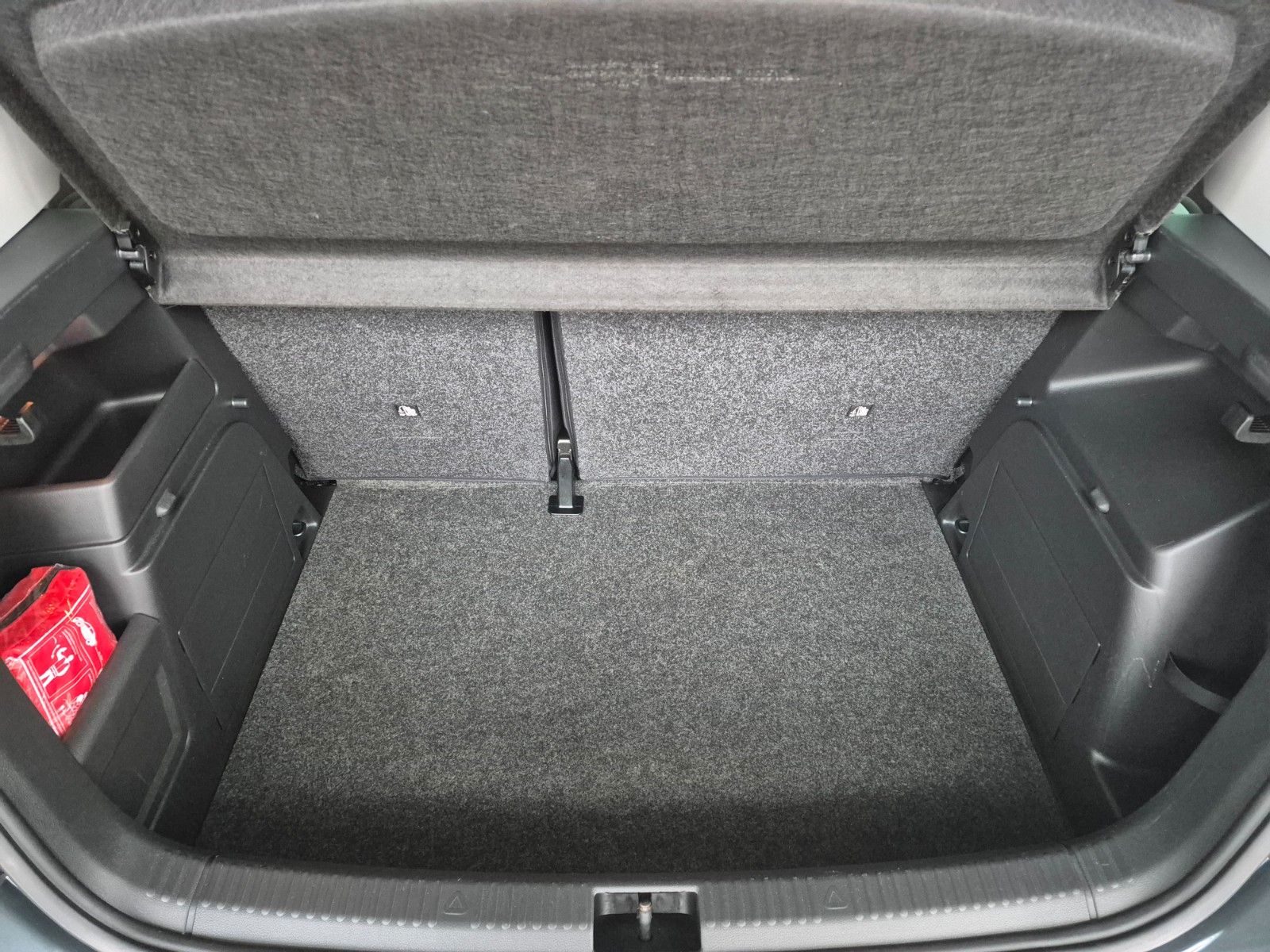 Fahrzeugabbildung SKODA Fabia 1.2TSI 66kW Ambition *Allwetterreifen*