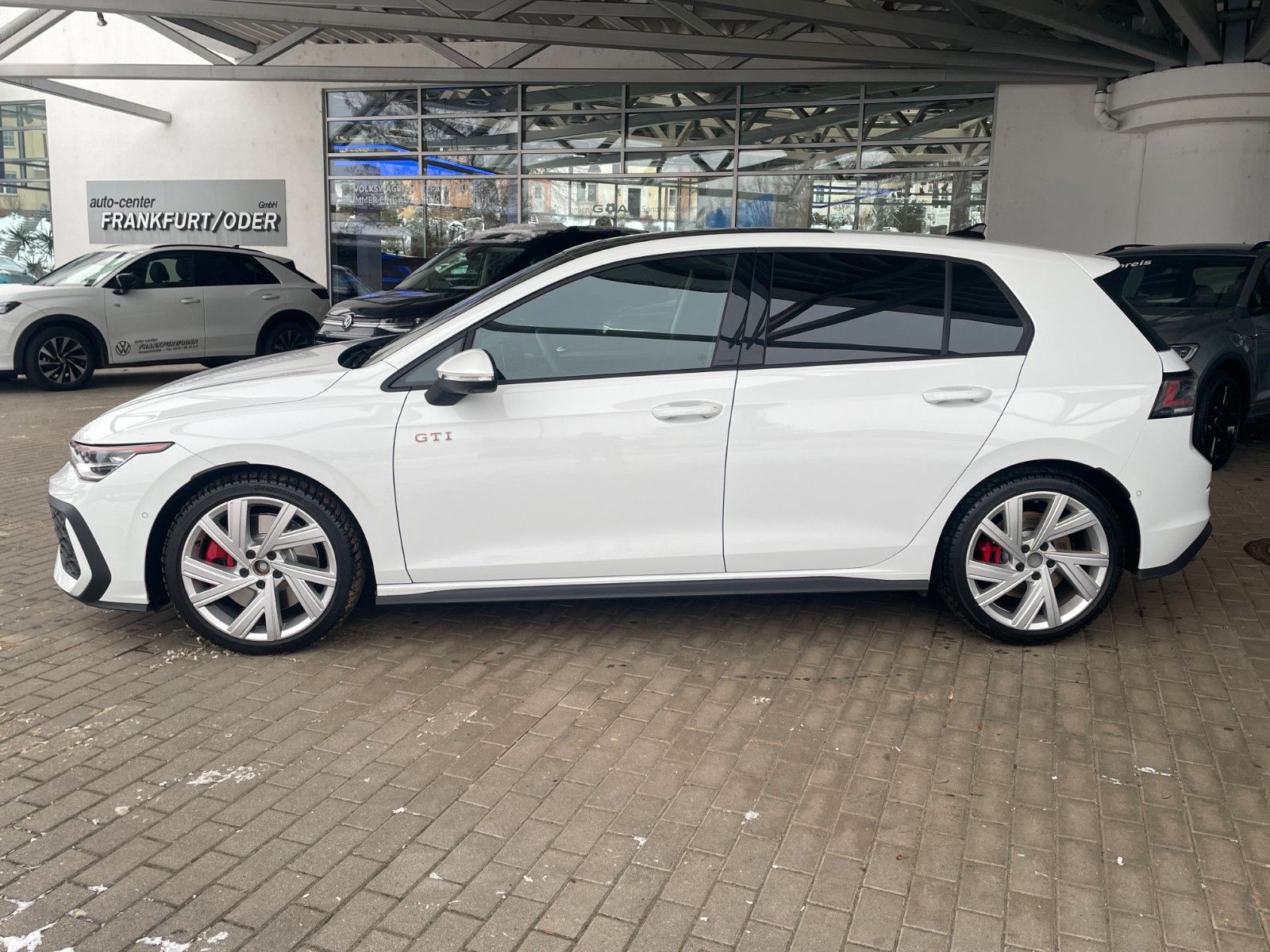 Fahrzeugabbildung Volkswagen Golf 2.0 TSI OPF DSG GTI