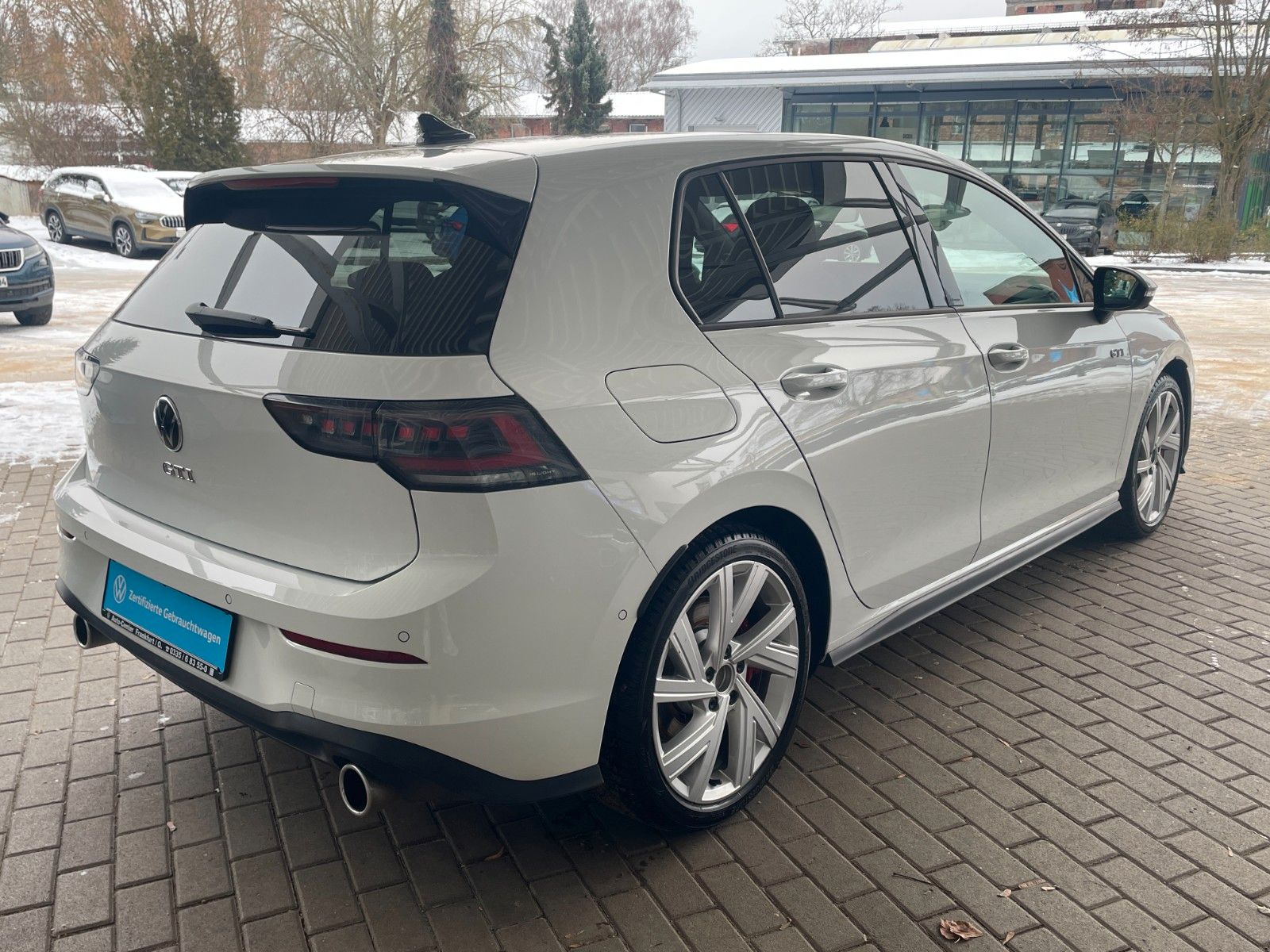 Fahrzeugabbildung Volkswagen Golf 2.0 TSI OPF DSG GTI