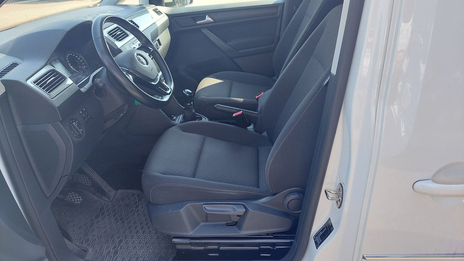 Fahrzeugabbildung Volkswagen Caddy 2.0 TDI Trendline BMT