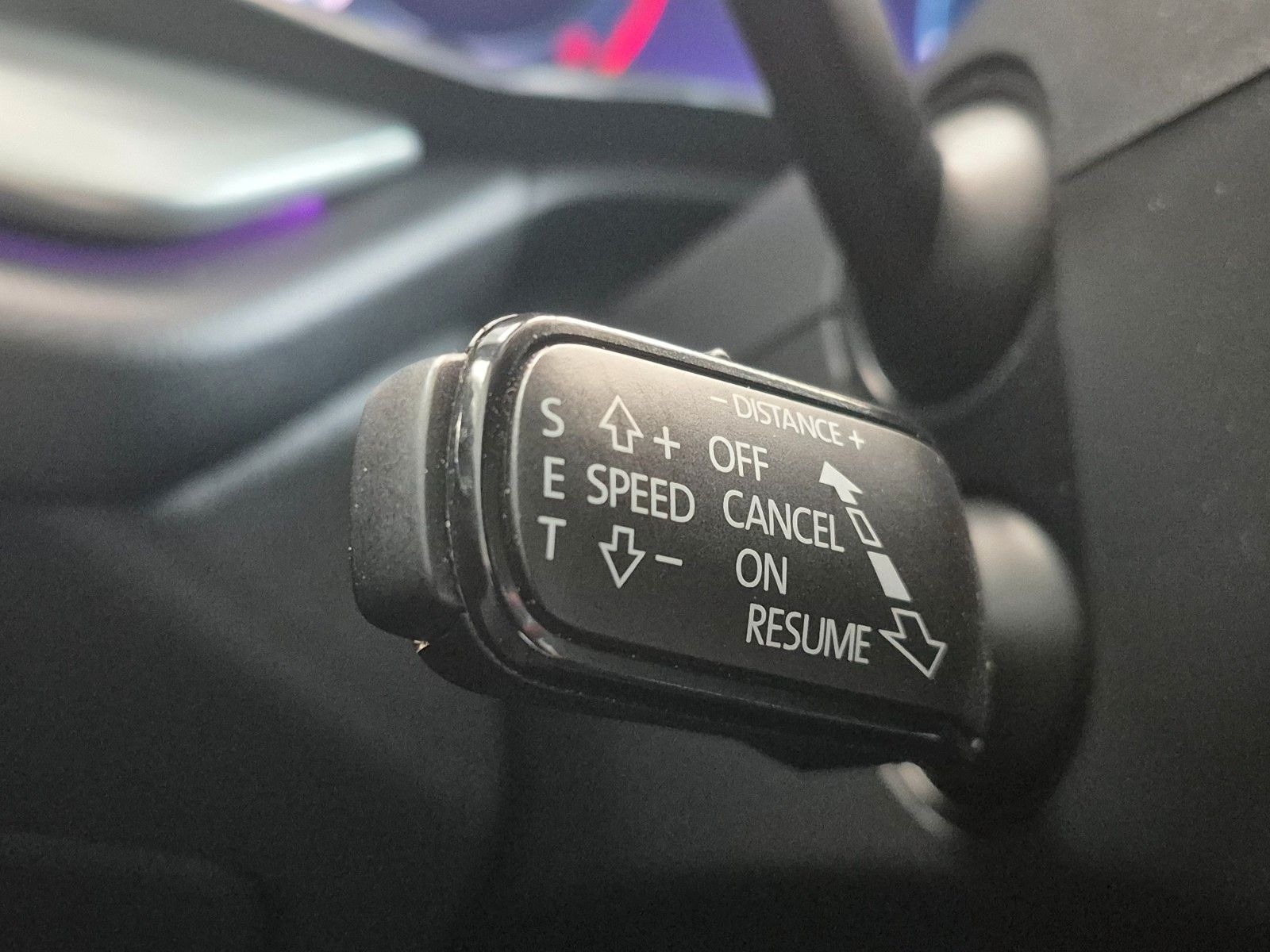 Fahrzeugabbildung SKODA Octavia Combi 2.0 TDI DSG Style *WKR, AHZ, HUD*