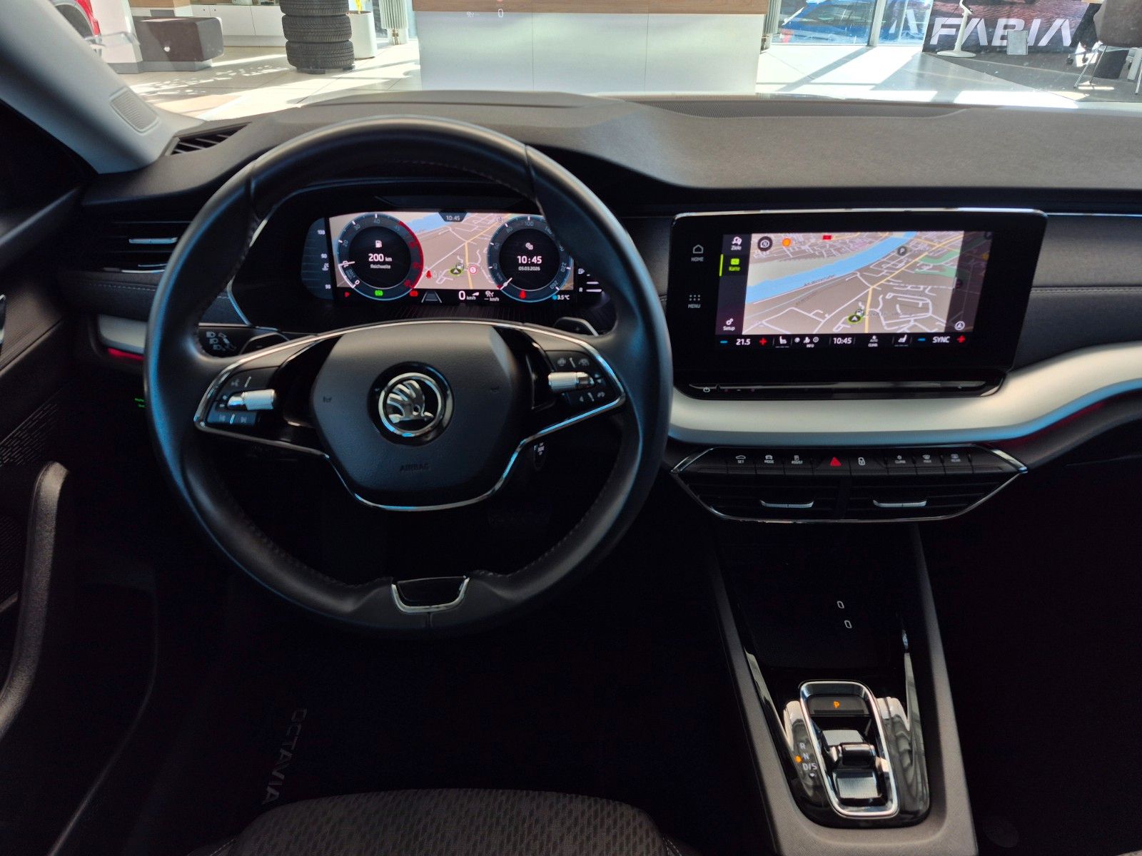 Fahrzeugabbildung SKODA Octavia Combi 2.0 TDI DSG Style *WKR, AHZ, HUD*