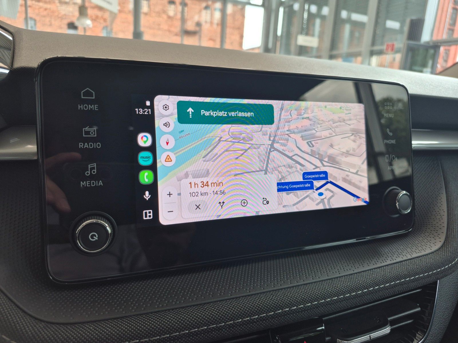 Fahrzeugabbildung SKODA Fabia 1.0 TSI Tour *WKR, beheiz. Lenkrad & WSS*