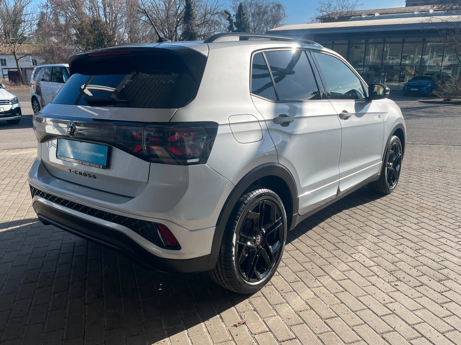 Fahrzeugabbildung Volkswagen T-Cross 1.0 TSI OPF 85 kW DSG R-Line