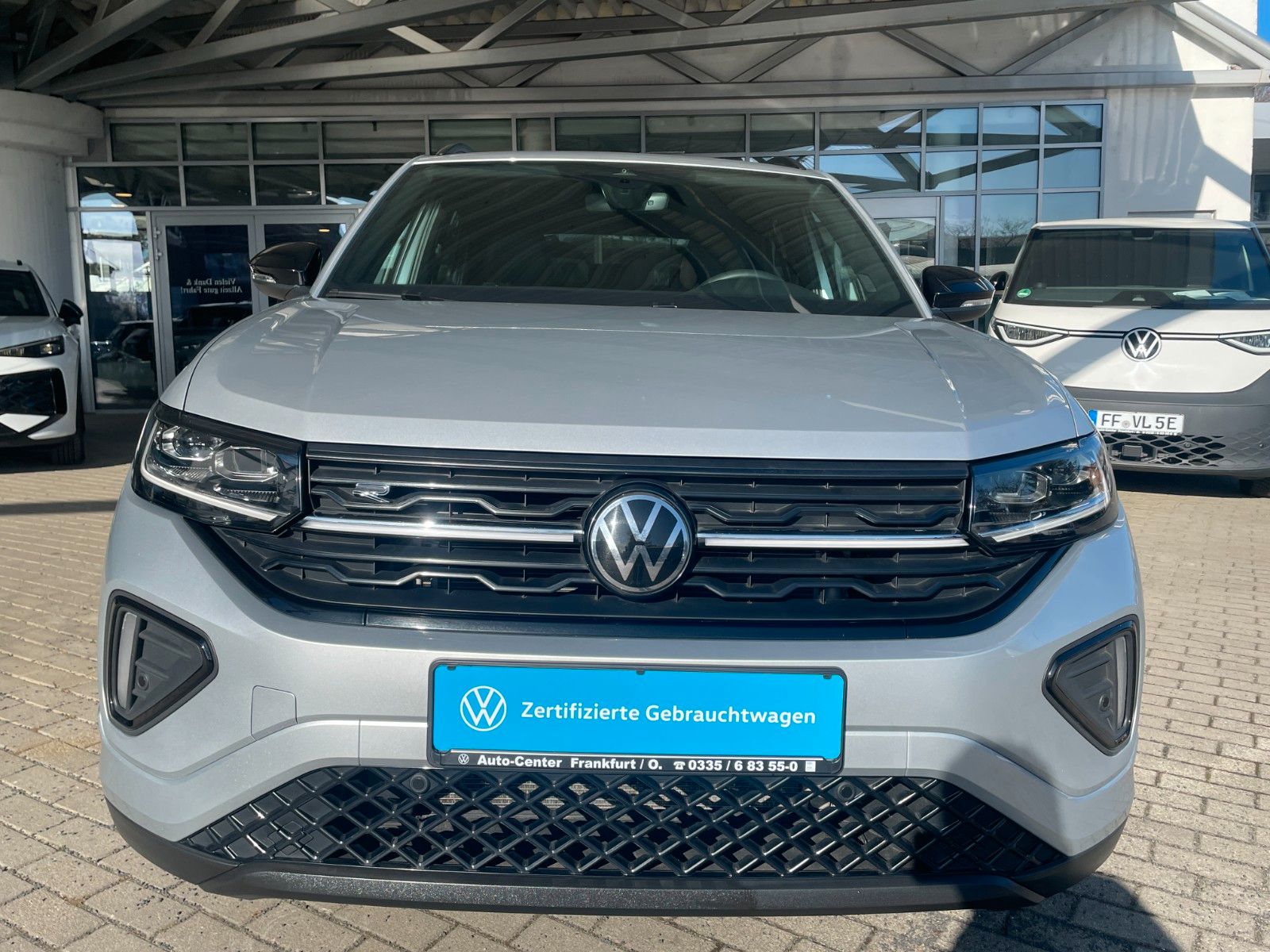 Fahrzeugabbildung Volkswagen T-Cross 1.0 TSI OPF 85 kW DSG R-Line