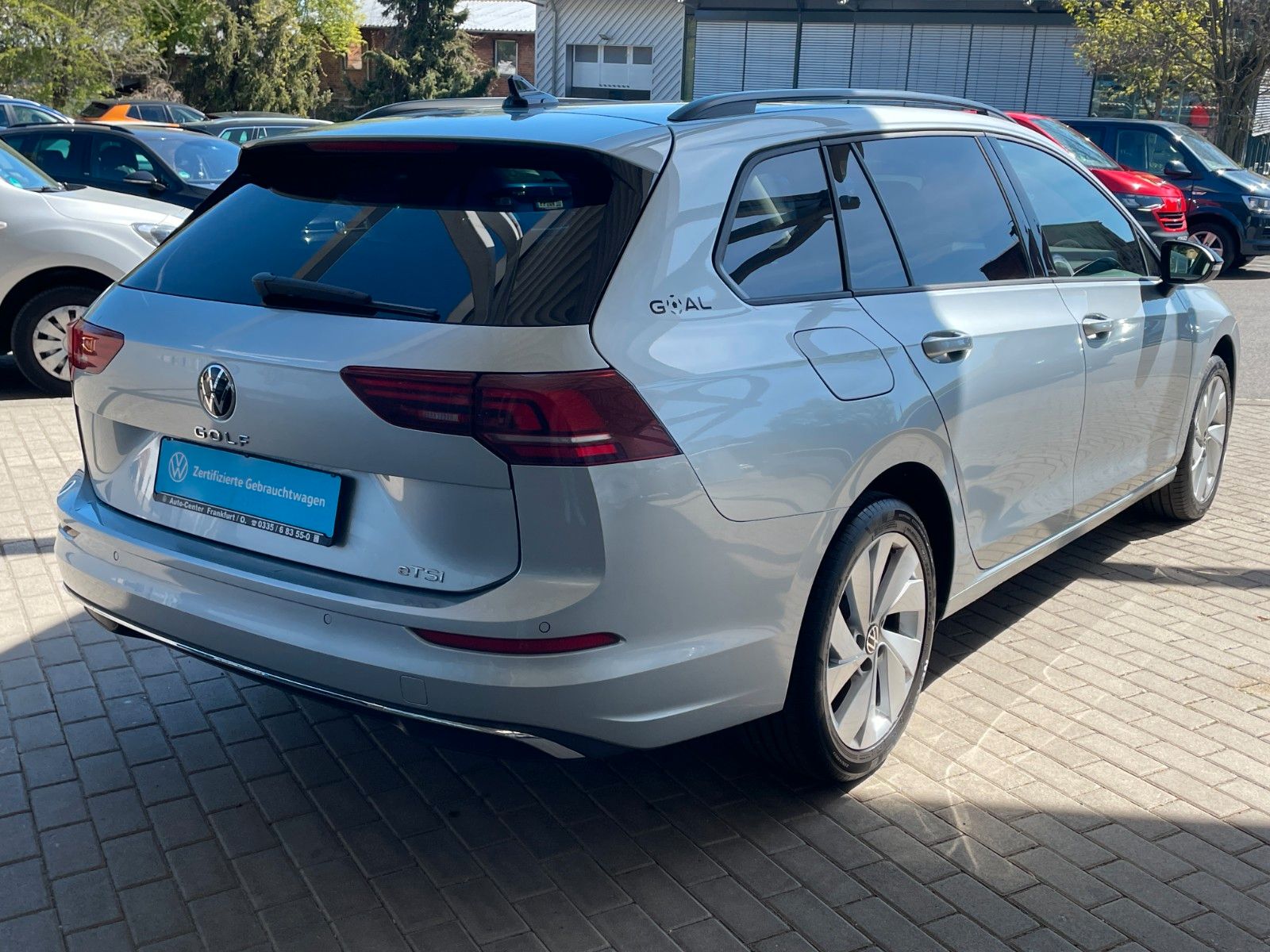 Fahrzeugabbildung Volkswagen Golf 1.5 eTSI OPF 85kW DSG Goal Variant