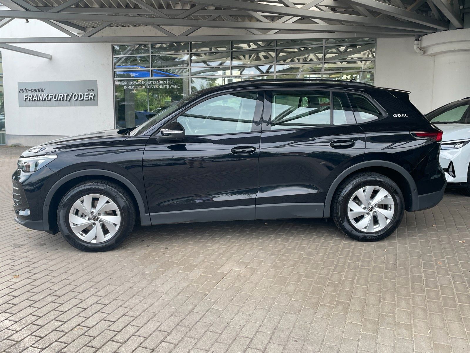 Fahrzeugabbildung Volkswagen Tiguan 1.5 eTSI OPF DSG GOAL