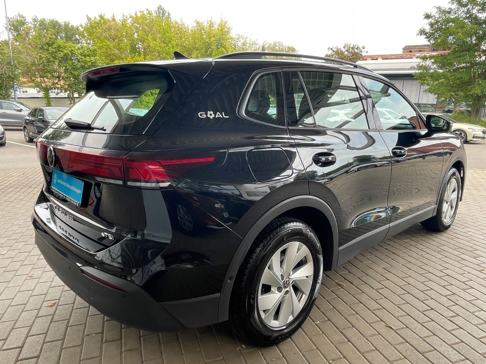Fahrzeugabbildung Volkswagen Tiguan 1.5 eTSI OPF DSG GOAL