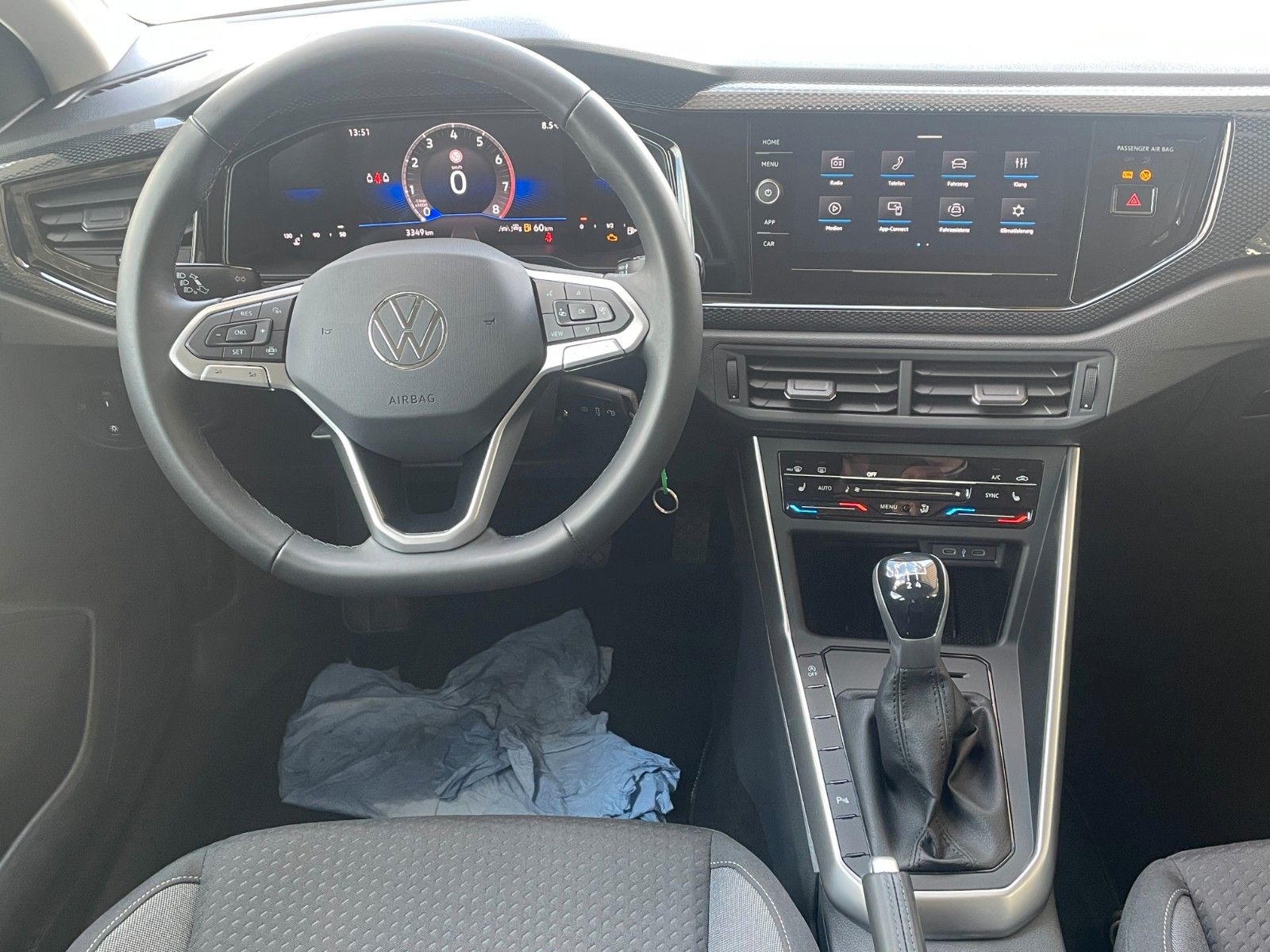 Fahrzeugabbildung Volkswagen Polo 1.0 59kW Life