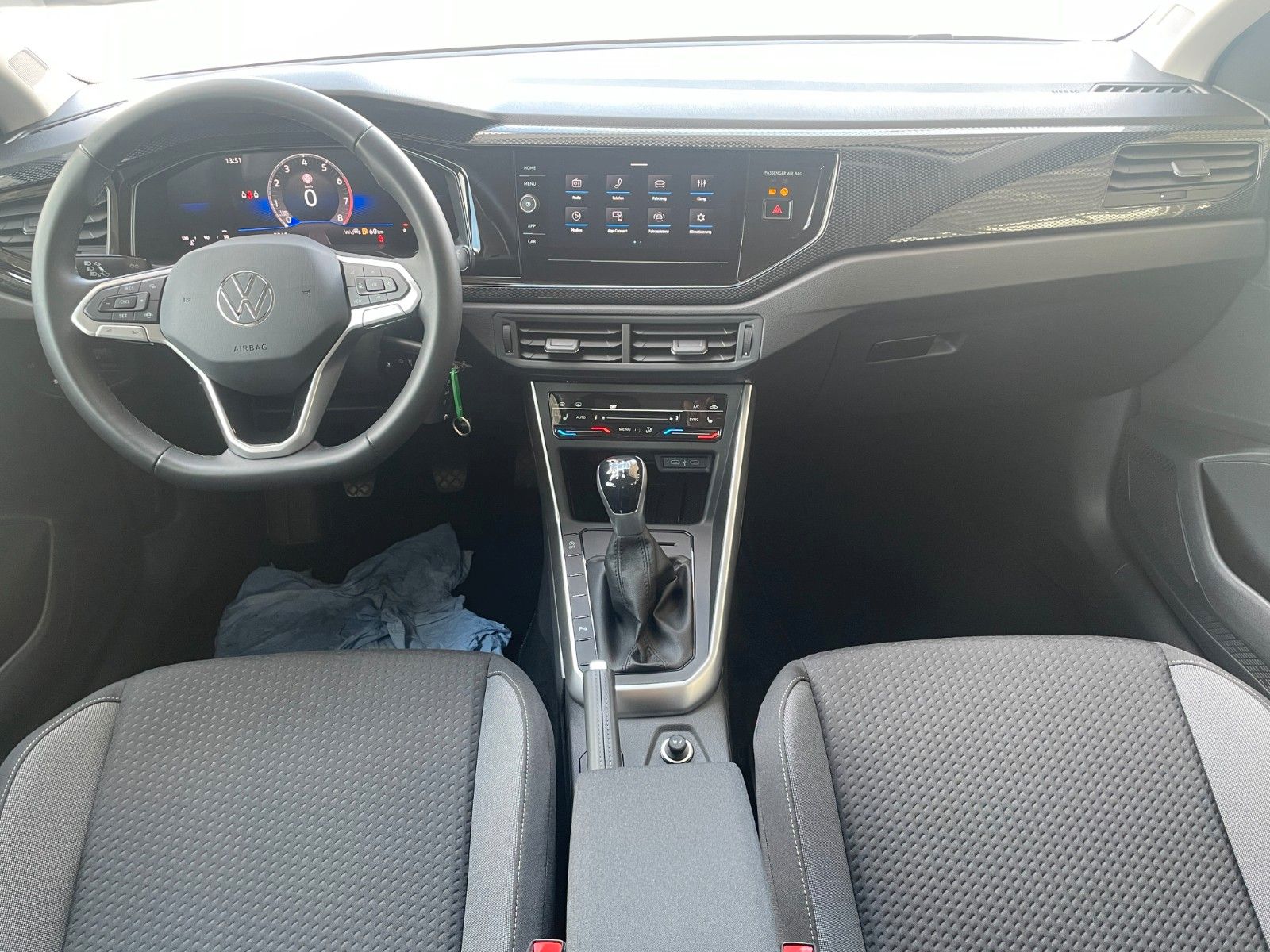 Fahrzeugabbildung Volkswagen Polo 1.0 59kW Life