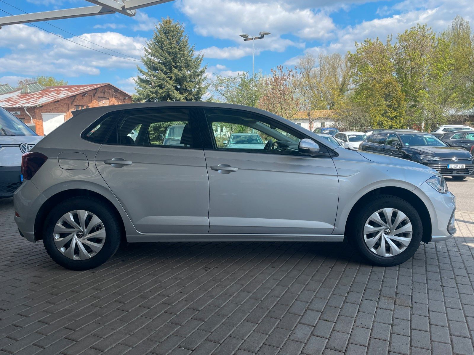 Fahrzeugabbildung Volkswagen Polo 1.0 59kW Life