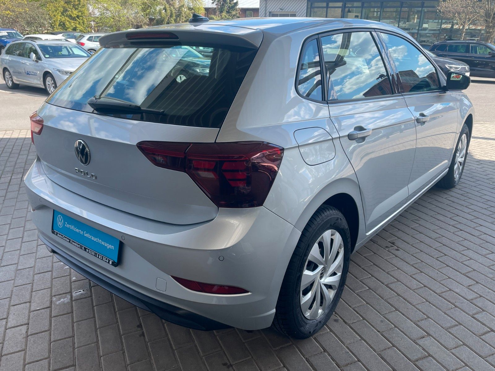 Fahrzeugabbildung Volkswagen Polo 1.0 59kW Life