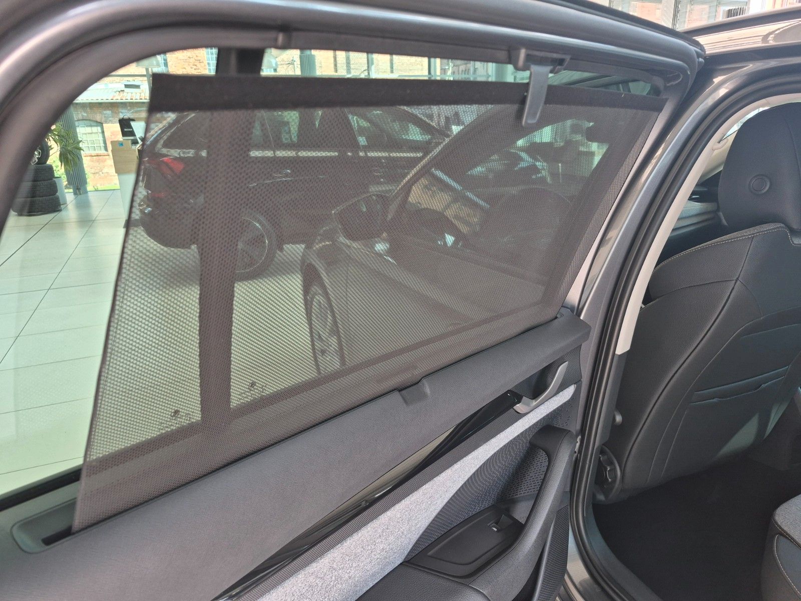 Fahrzeugabbildung SKODA Octavia Combi 1.5 TSI DSG Selection *GJR, Navi*