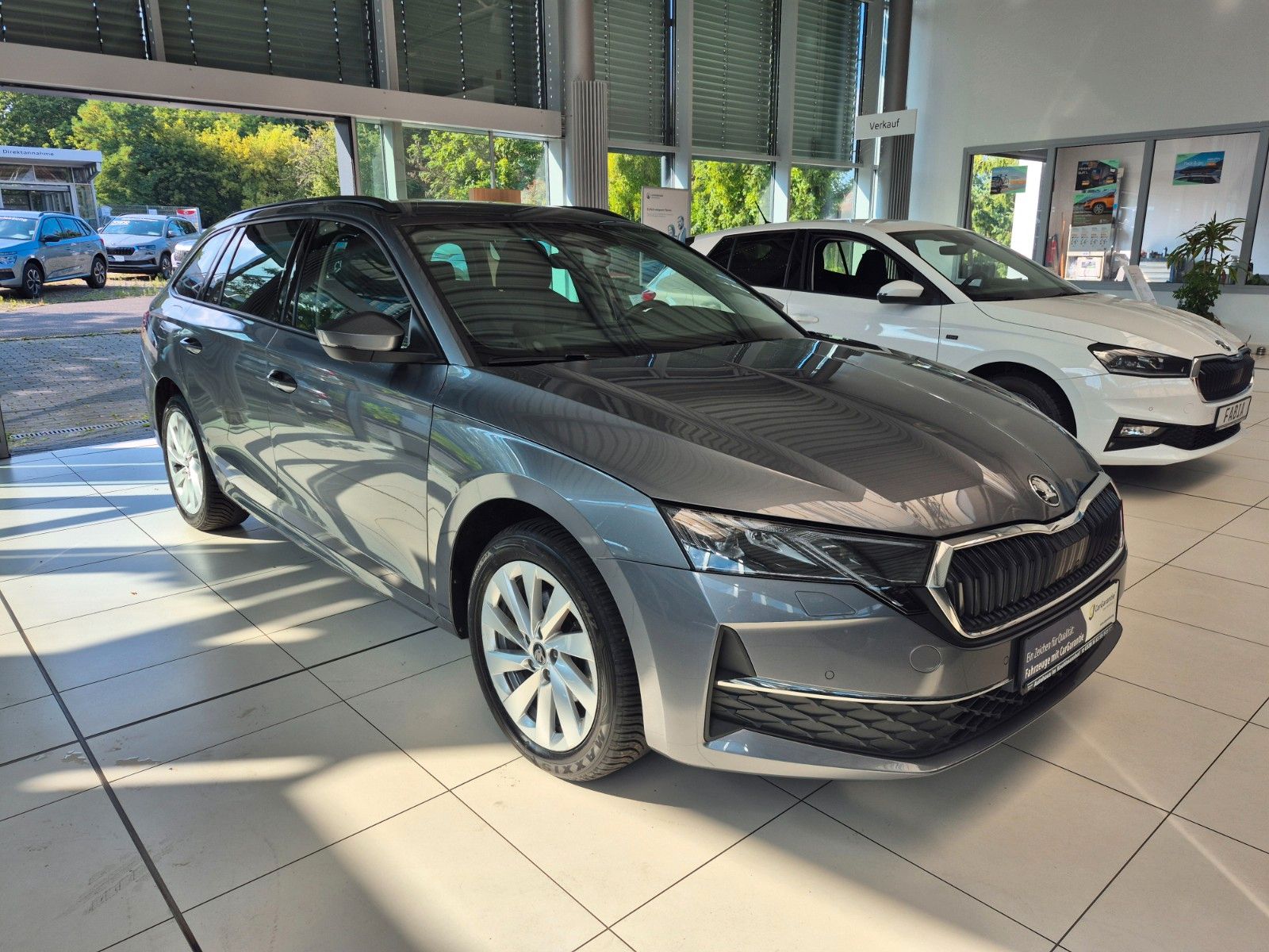 Fahrzeugabbildung SKODA Octavia Combi 1.5 TSI DSG Selection *GJR, Navi*