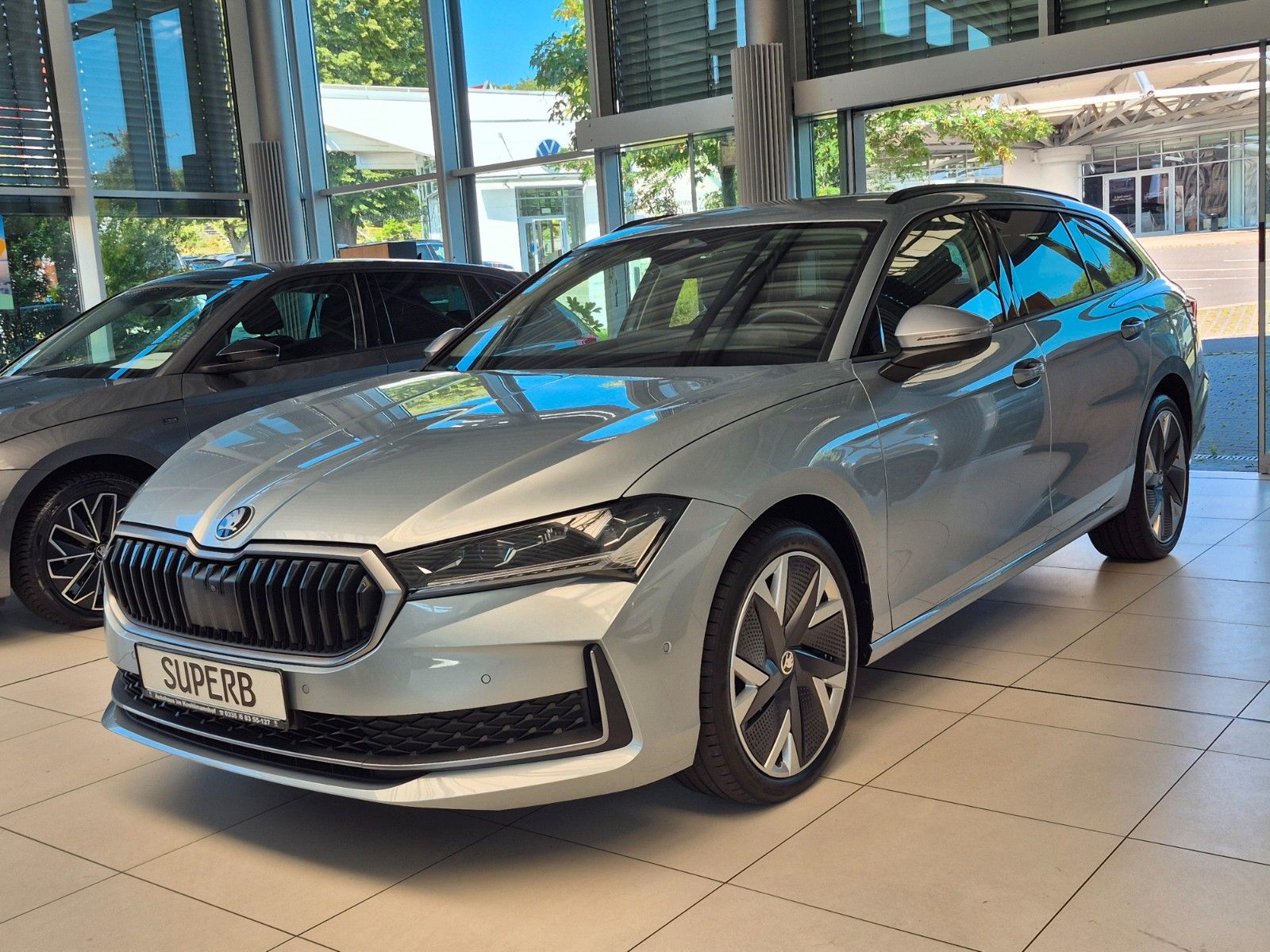 Fahrzeugabbildung SKODA Superb Combi 1.5 TSI mHEV 110 kW Selection