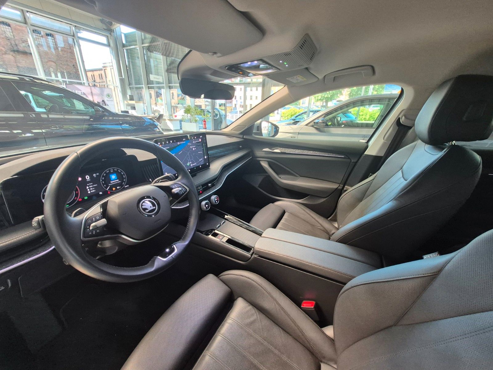 Fahrzeugabbildung SKODA Superb Combi 1.5 TSI mHEV 110 kW Selection