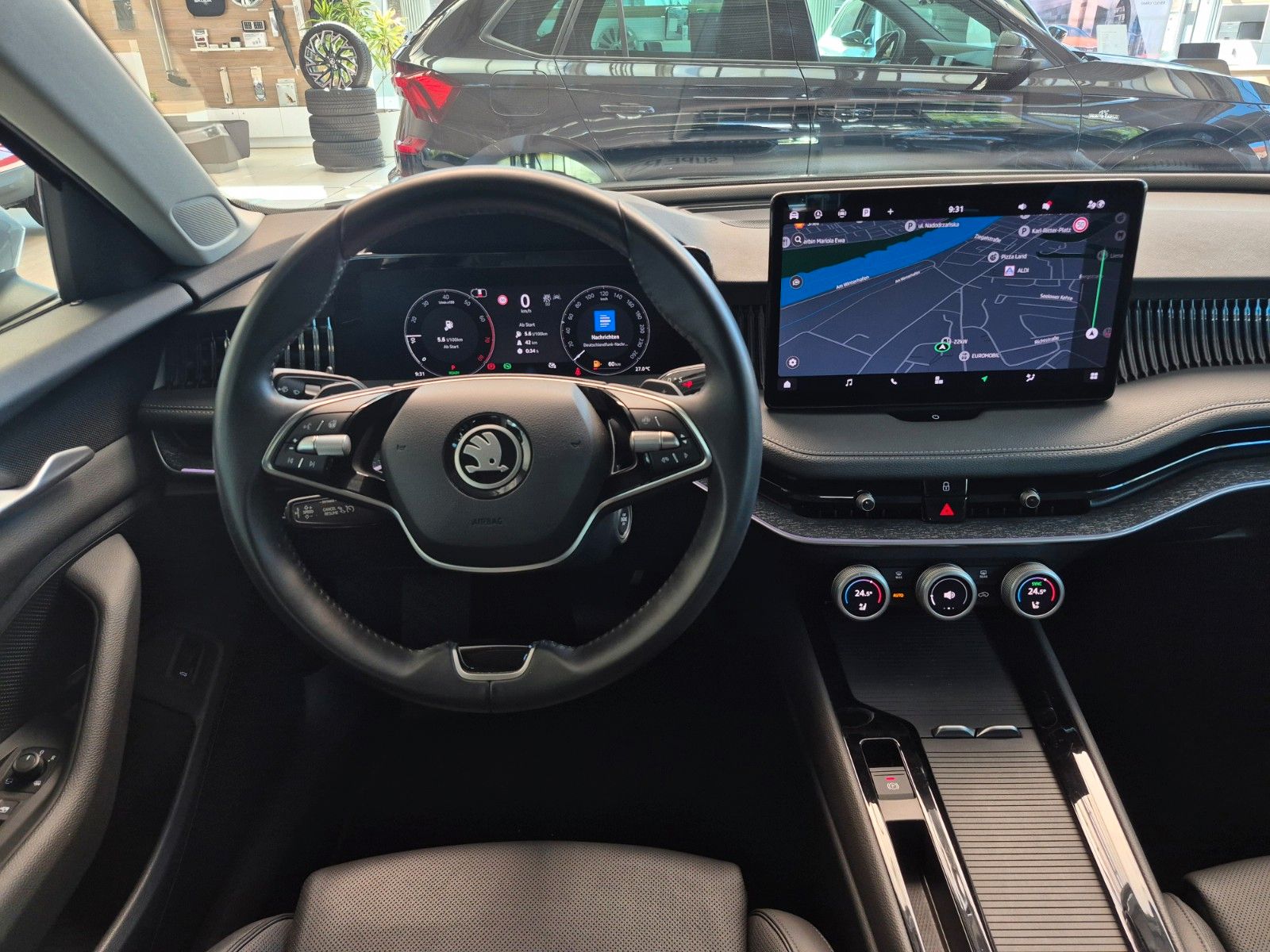 Fahrzeugabbildung SKODA Superb Combi 1.5 TSI mHEV 110 kW Selection