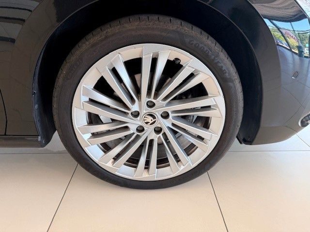 Fahrzeugabbildung SKODA Superb Combi 2.0 TDI 110 kW L&K