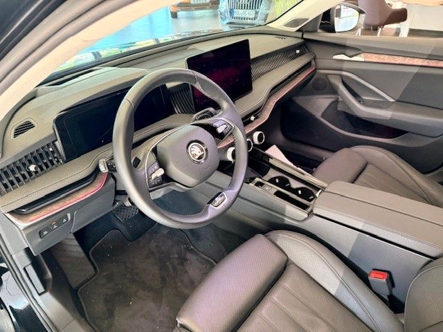 Fahrzeugabbildung SKODA Superb Combi 2.0 TDI 110 kW L&K