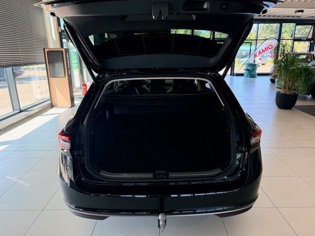 Fahrzeugabbildung SKODA Superb Combi 2.0 TDI 110 kW L&K