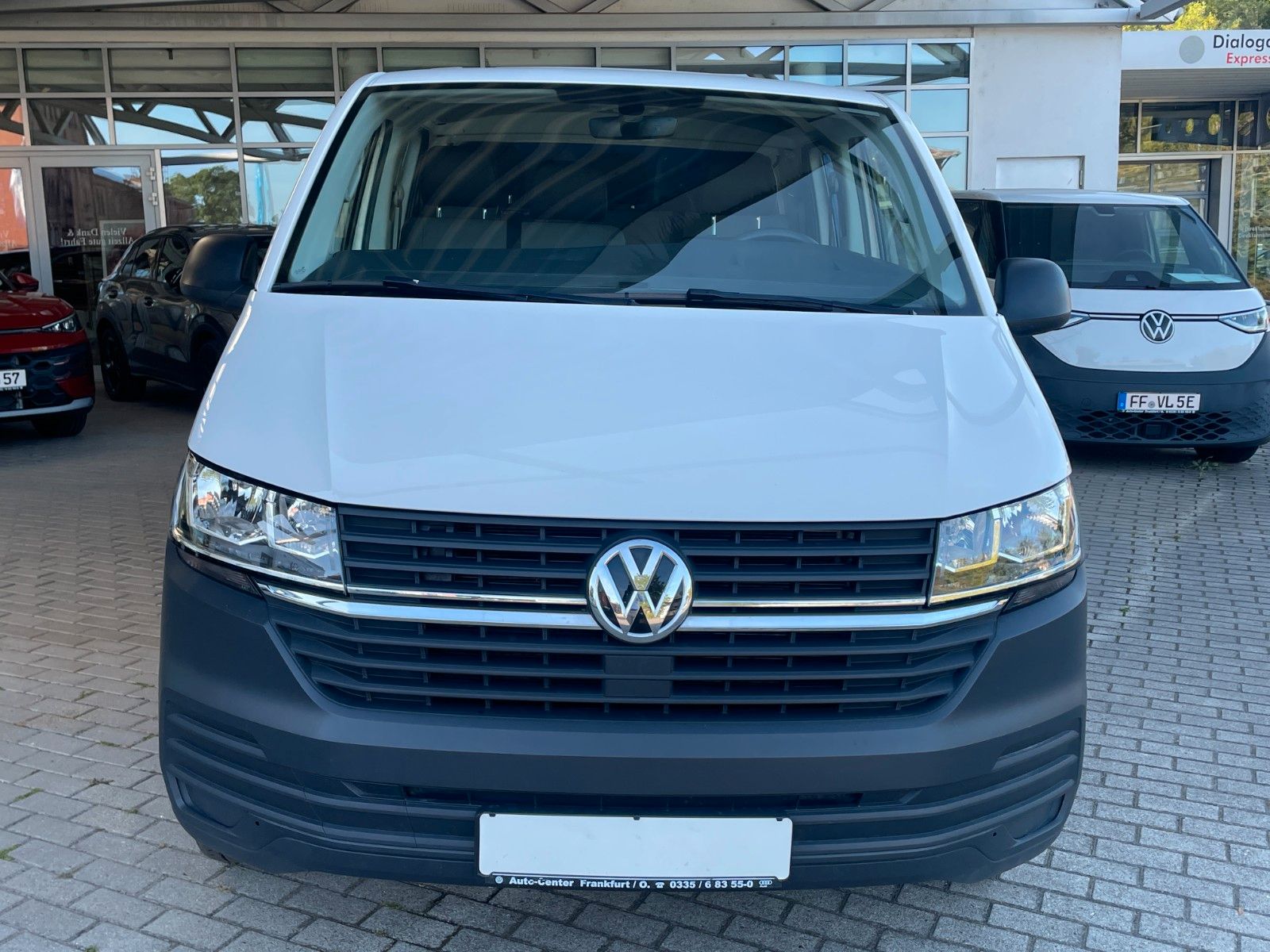 Fahrzeugabbildung Volkswagen T6.1 Transporter Pritsche Doppelkabine