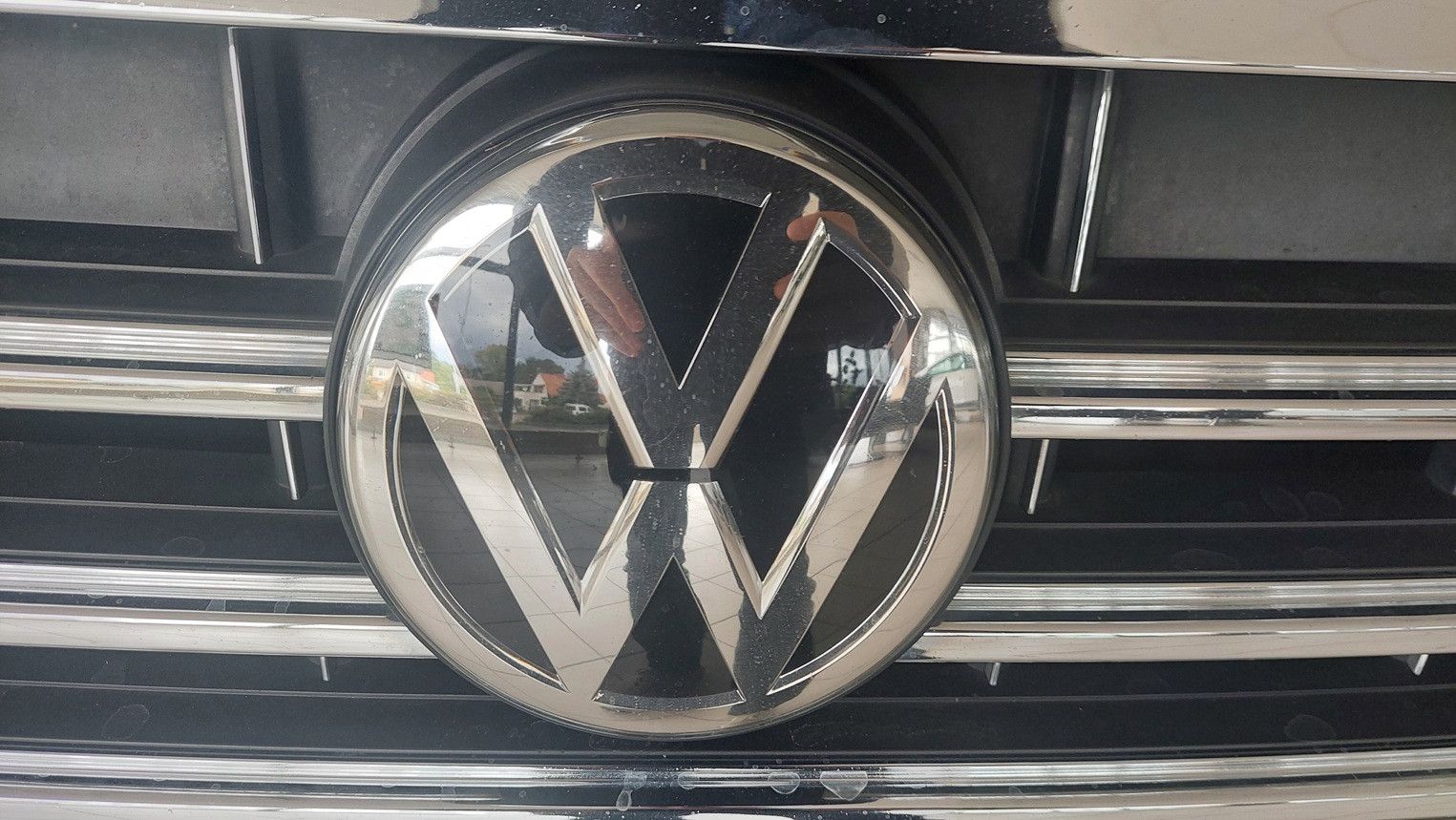 Fahrzeugabbildung Volkswagen Touareg 3.0 V6 TDI Atmosphere 4Motion *Luftfed.*