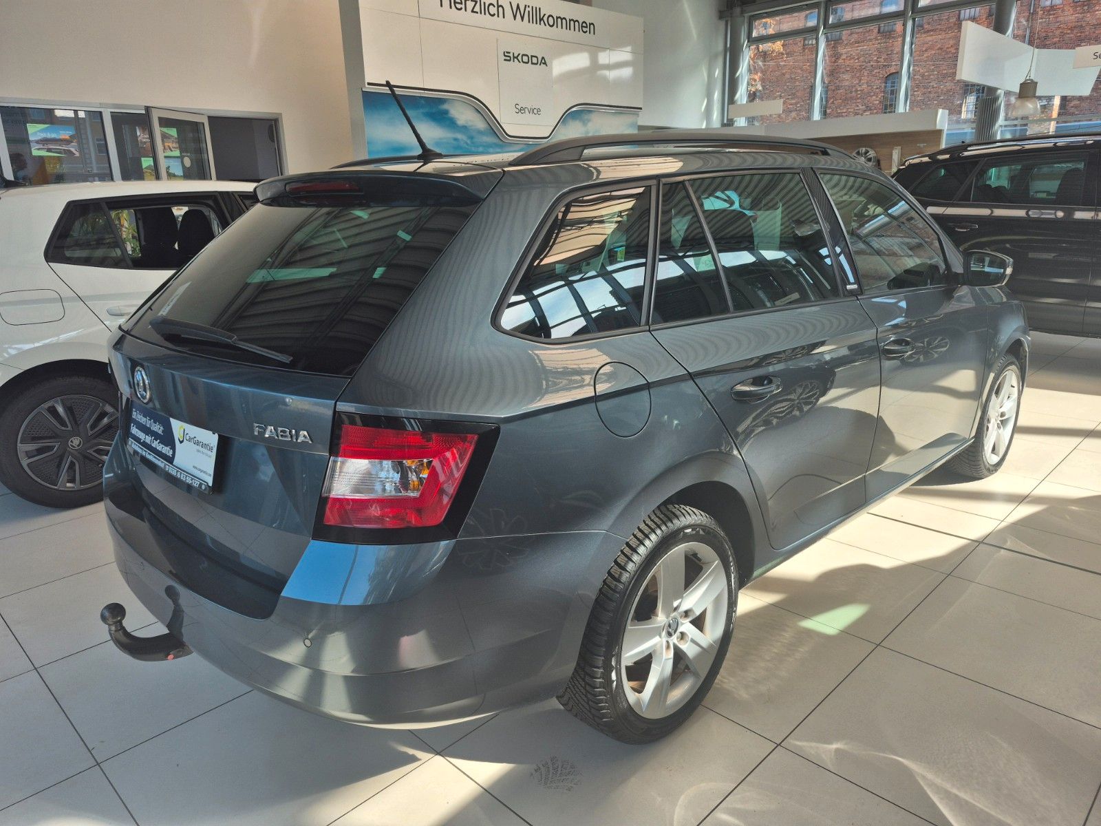 Fahrzeugabbildung SKODA Fabia Combi 1.2 TSI Joy *Allwetterreifen*