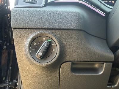 Fahrzeugabbildung SKODA Karoq Sportline / DSG / AHK