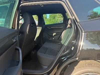 Fahrzeugabbildung SKODA Karoq Sportline / DSG / AHK