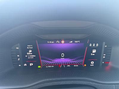 Fahrzeugabbildung SKODA Karoq Sportline / DSG / AHK