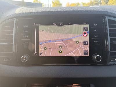 Fahrzeugabbildung SKODA Karoq Sportline / DSG / AHK