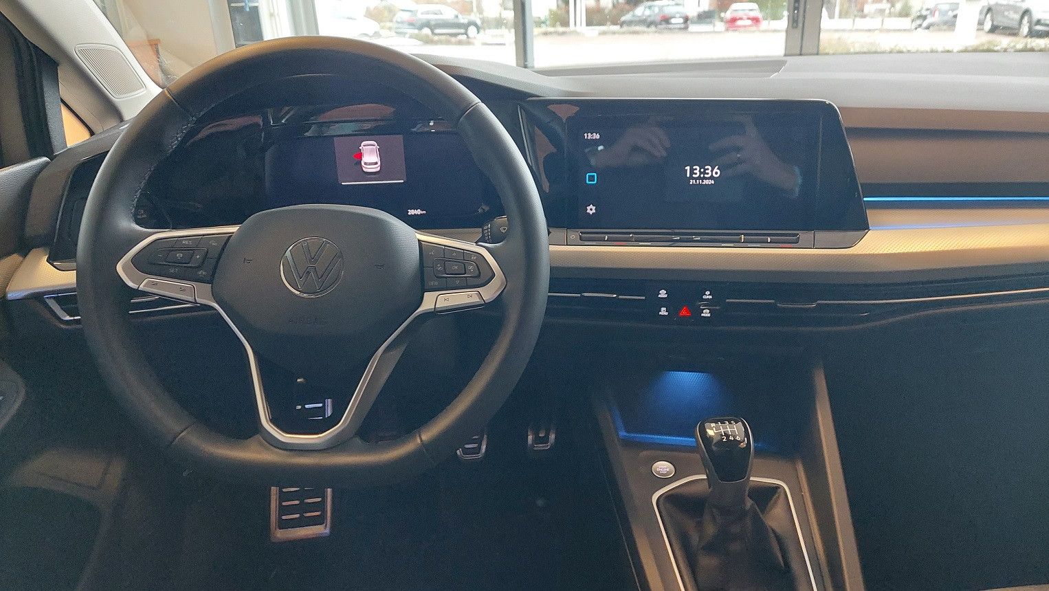 Fahrzeugabbildung Volkswagen Golf VIII 1.5 TSI Move
