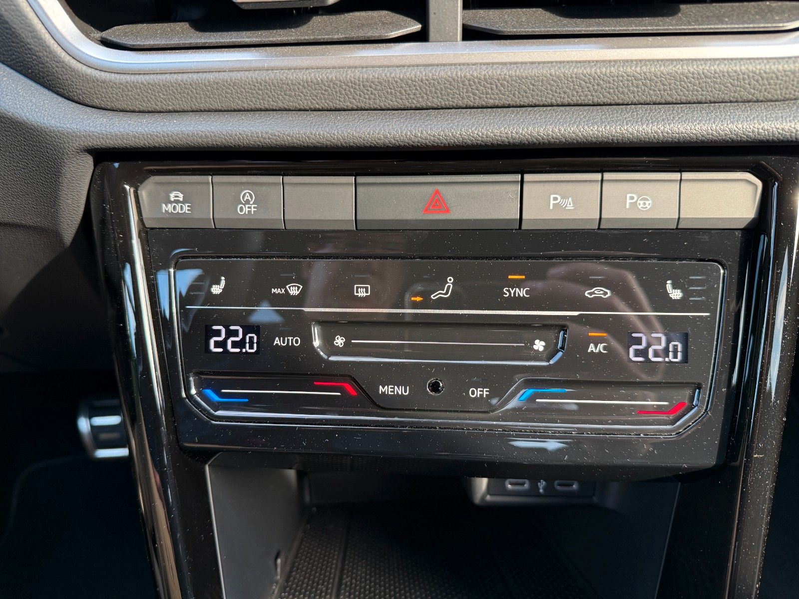 Fahrzeugabbildung Volkswagen T-Roc R-Line