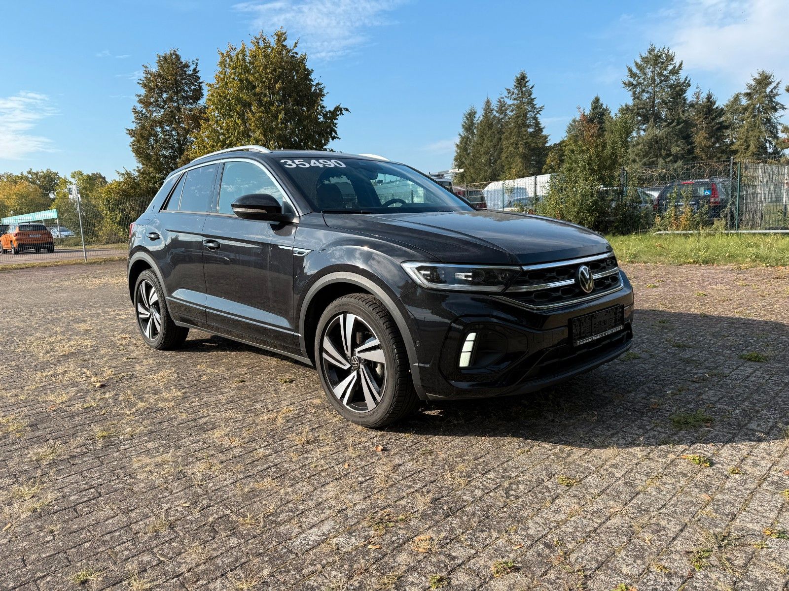 Fahrzeugabbildung Volkswagen T-Roc R-Line