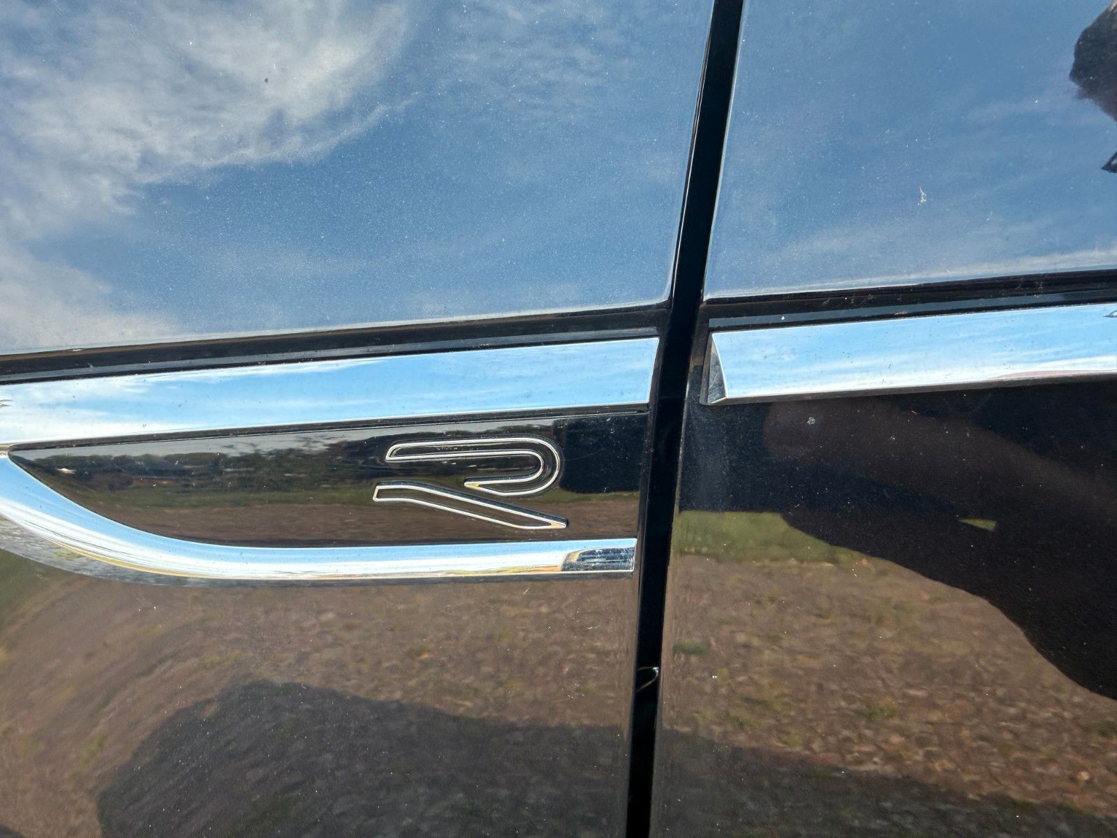Fahrzeugabbildung Volkswagen T-Roc R-Line