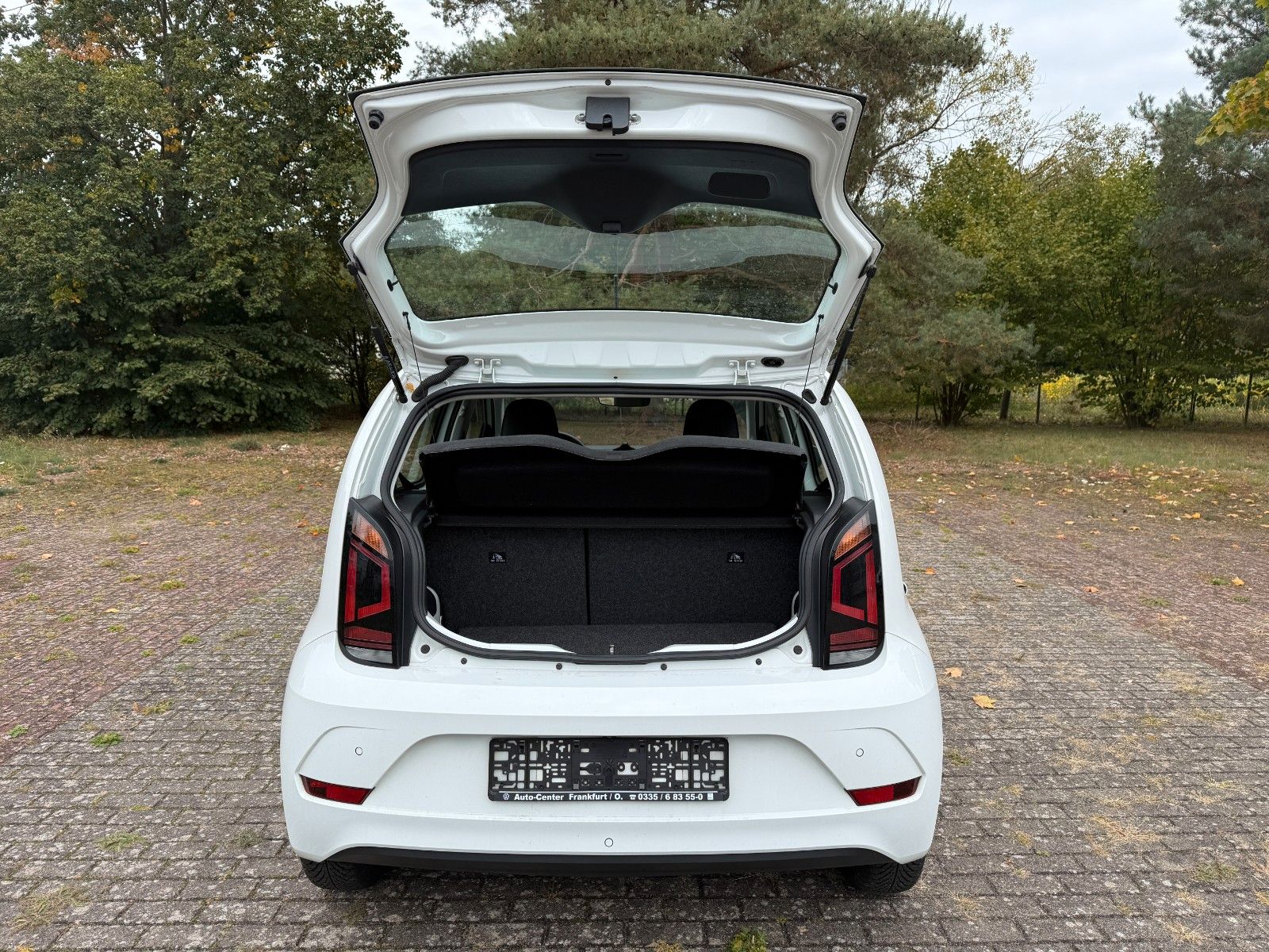 Fahrzeugabbildung Volkswagen up!*AWR*KLIMA*Rückfahrkamera