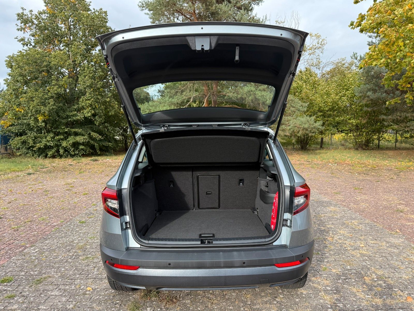 Fahrzeugabbildung SKODA Karoq Ambition *AWR*AHK*