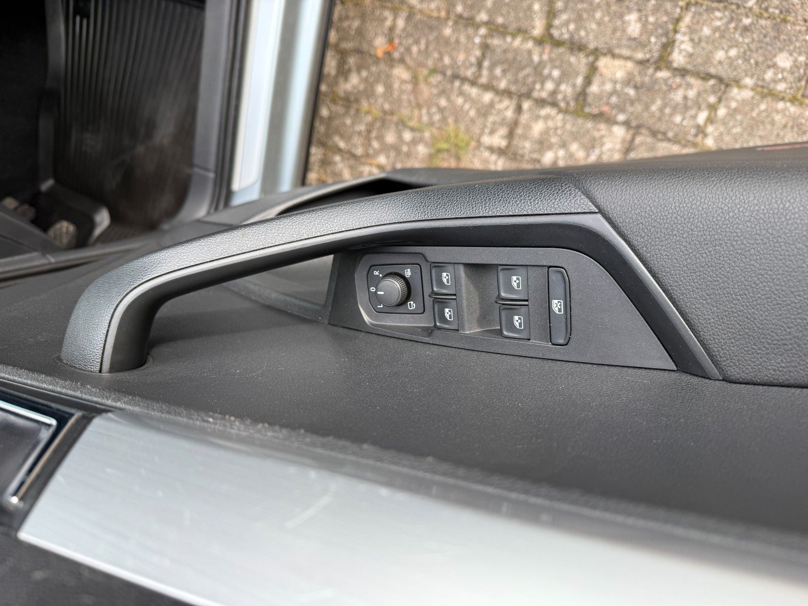 Fahrzeugabbildung SKODA Karoq Ambition *AWR*AHK*