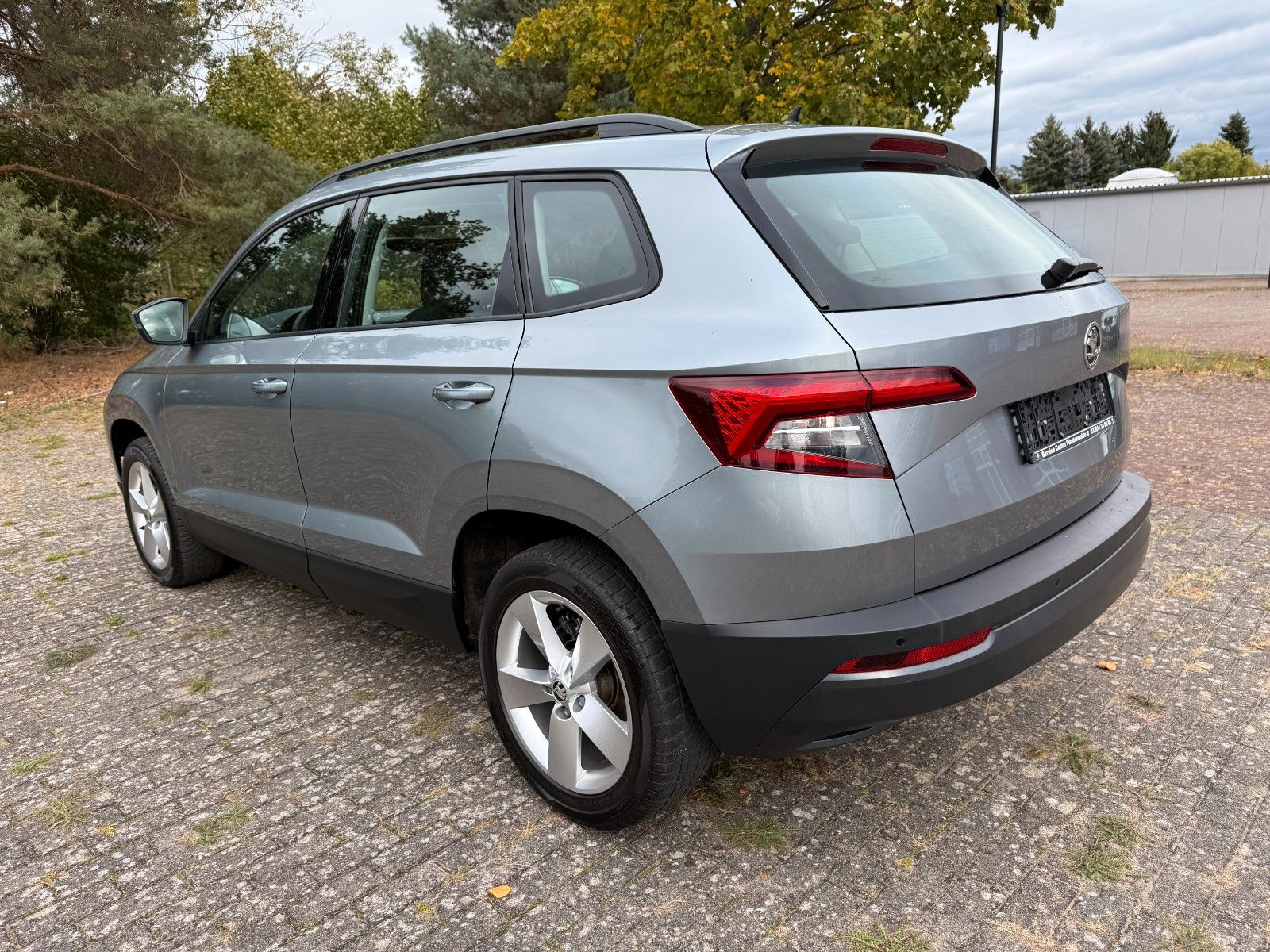 Fahrzeugabbildung SKODA Karoq Ambition *AWR*AHK*